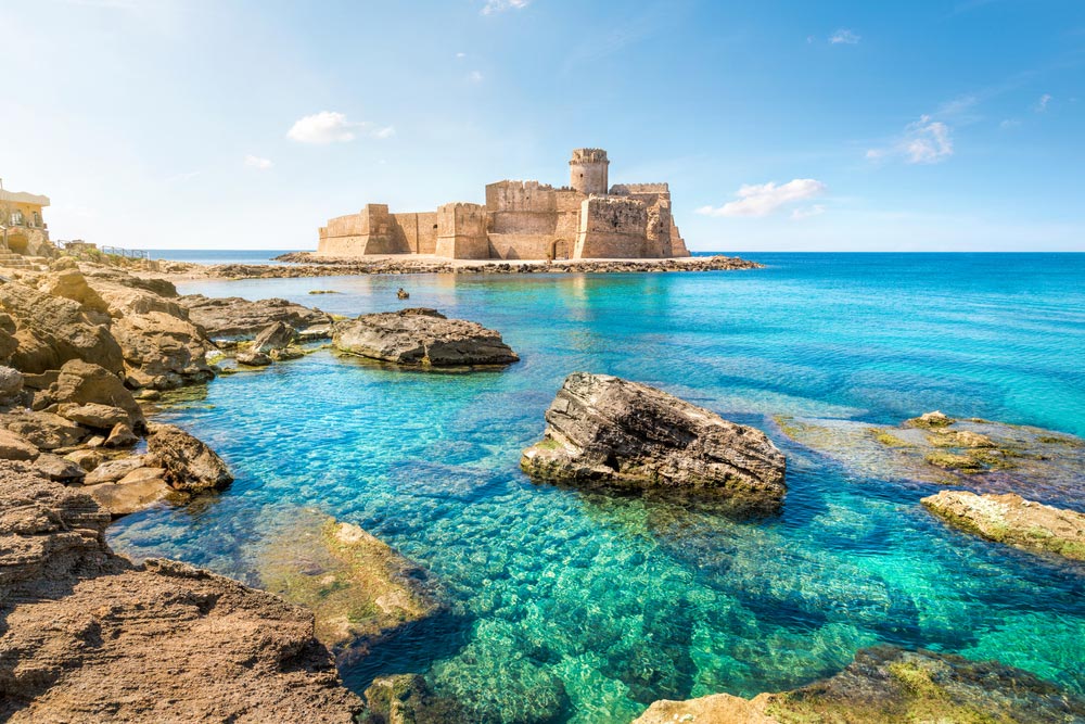 Cosa Visitare In Calabria Posti Da Non Perdere Tra Borghi E Luoghi Alltours